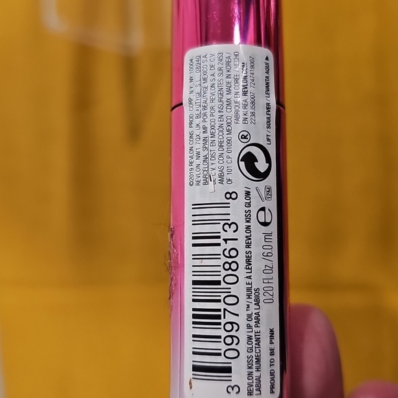Revlon Kiss Glow Lip Oil -Sealed Proud To Be Pink - Picture 3 of 6